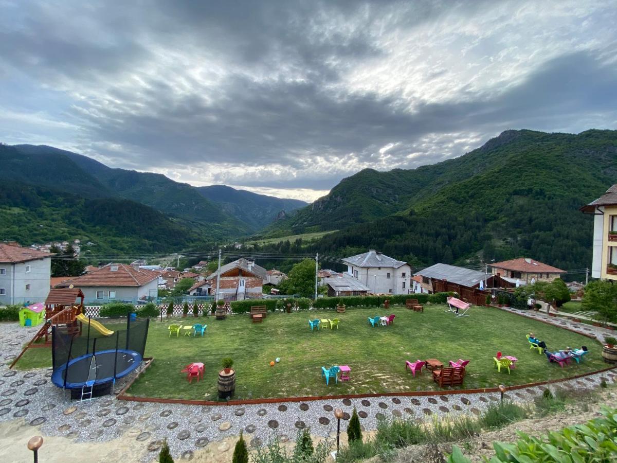 Kris Guest House Dövlen Dış mekan fotoğraf